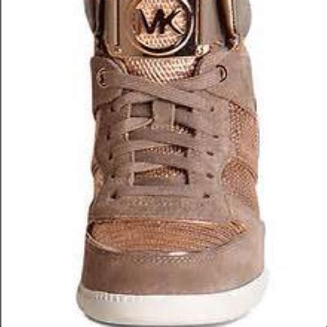 hoge sneakers dames michael kors|Michael Kors rose gold sneakers.